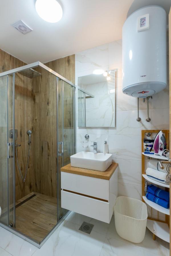 Apartmani Oktobar 06 Златибор Екстериор снимка