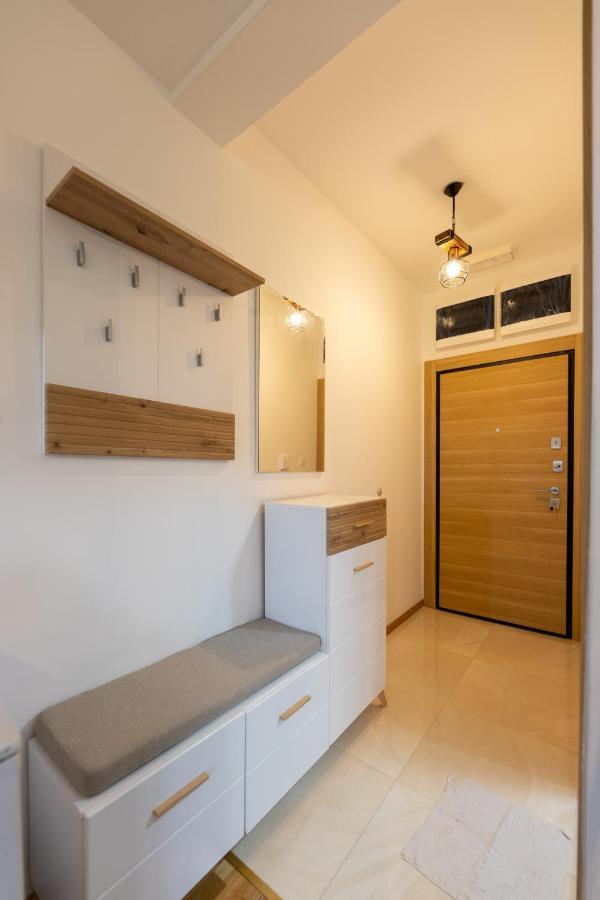 Apartmani Oktobar 06 Златибор Екстериор снимка