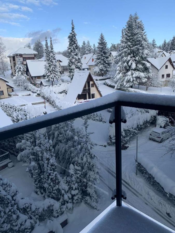 Apartmani Oktobar 06 Златибор Екстериор снимка