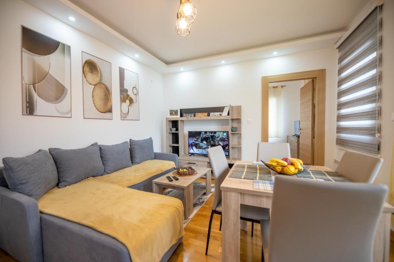 Apartmani Oktobar 06 Златибор Екстериор снимка