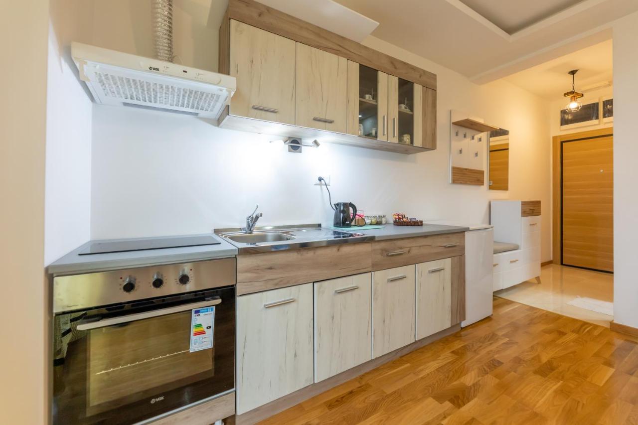 Apartmani Oktobar 06 Златибор Екстериор снимка